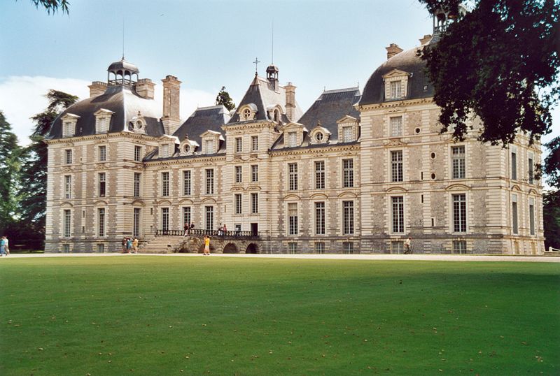 Chateaux de la Loire chambres d hotes Chateau de Cheverny